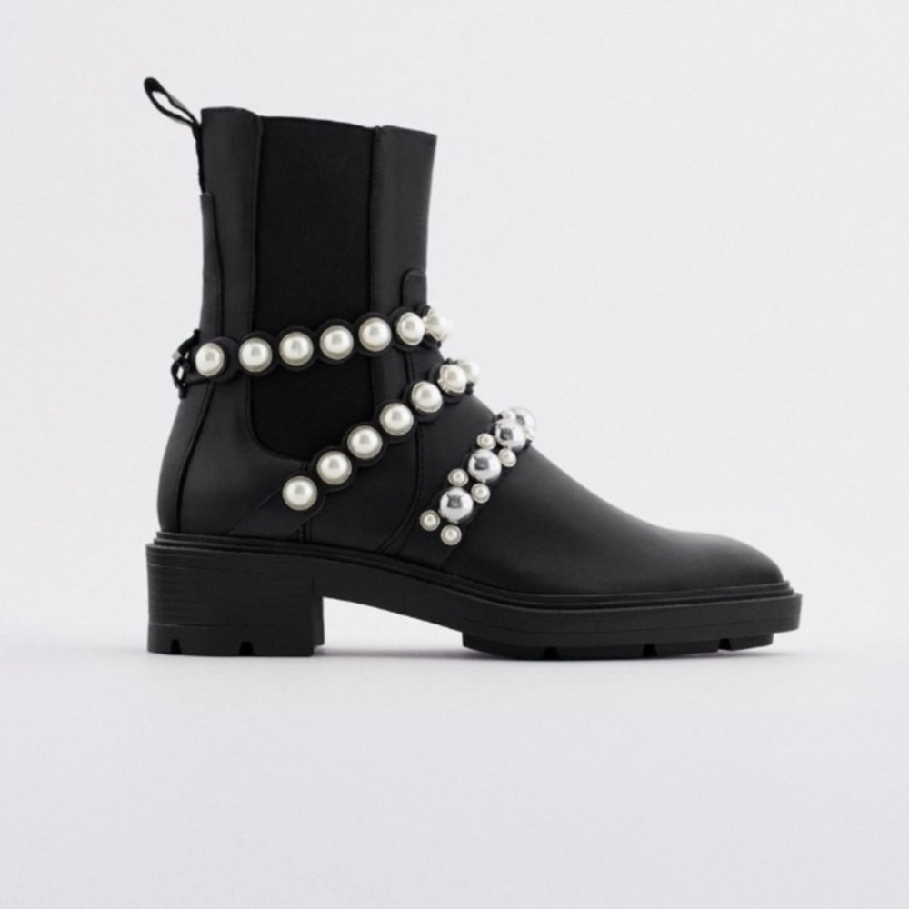 Zara pearl boots